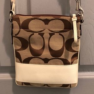 100% authentic Coach crossbody bag